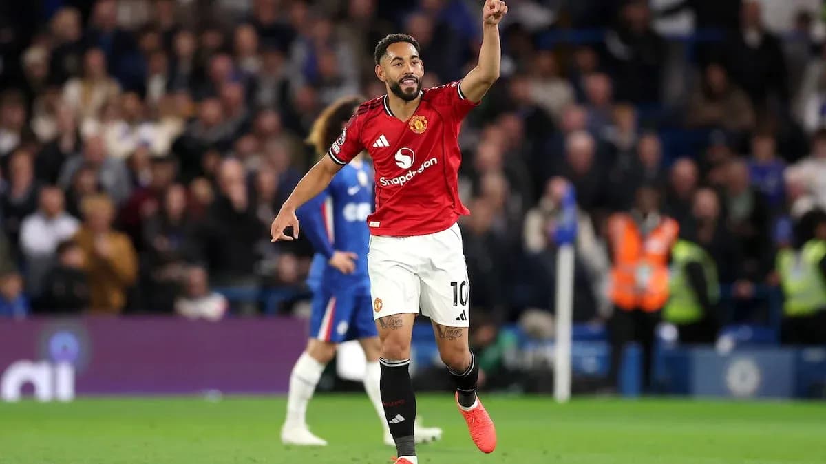 Manchester United player celebrating a goal Manchester United player celebrating a goal