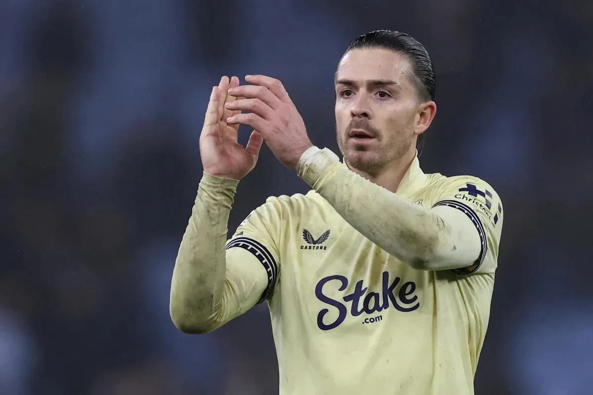 Player applauding fans wearing yellow team jersey Player applauding fans wearing yellow team jersey