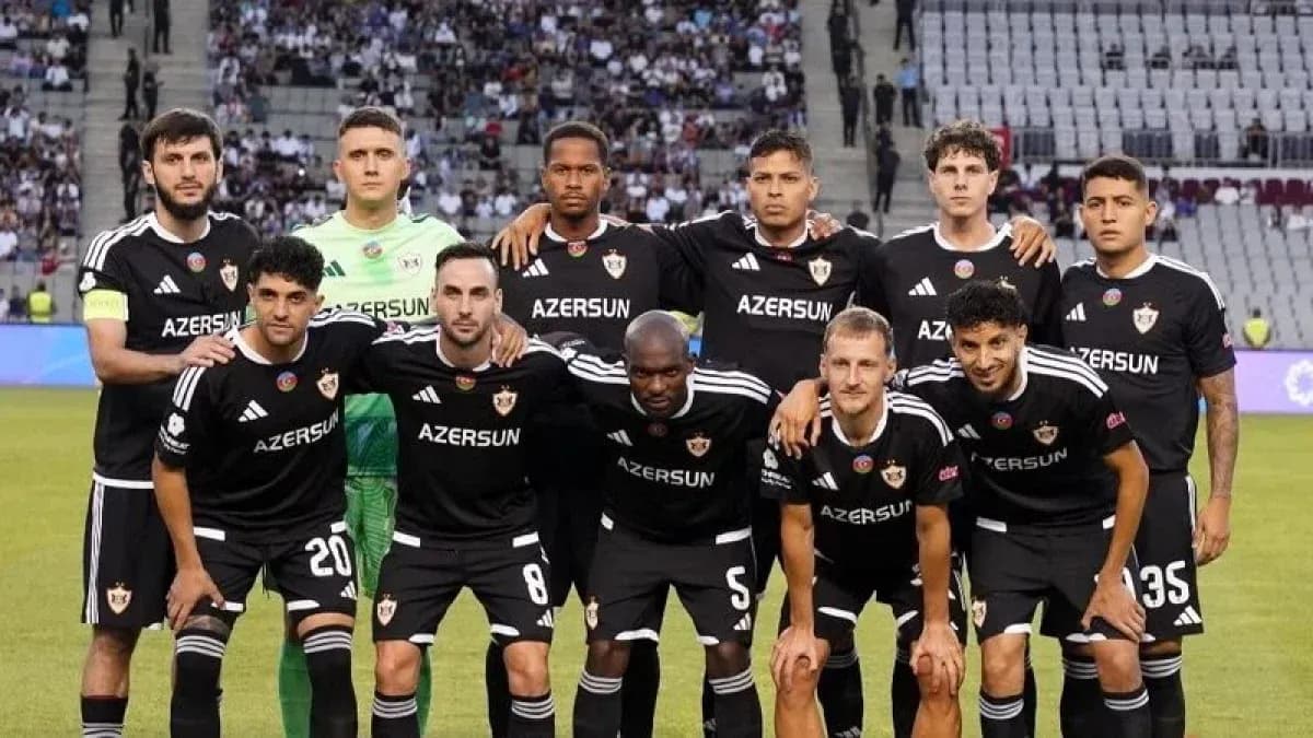 Qarabag team posing before the match Qarabag team posing before the match
