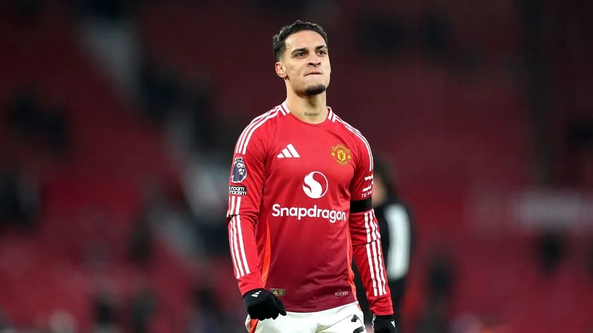 Player celebrating in Manchester United jersey Player celebrating in Manchester United jersey