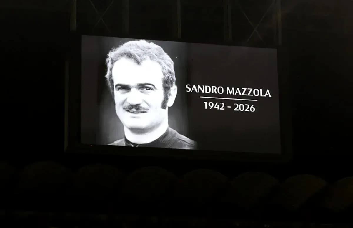 Tribute screen displaying Sandro Mazzola's portrait Tribute screen displaying Sandro Mazzola's portrait