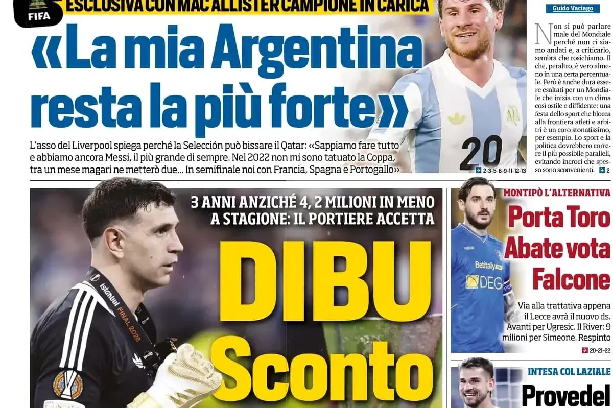 Football magazine cover featuring Argentine players and headlines Football magazine cover featuring Argentine players and headlines