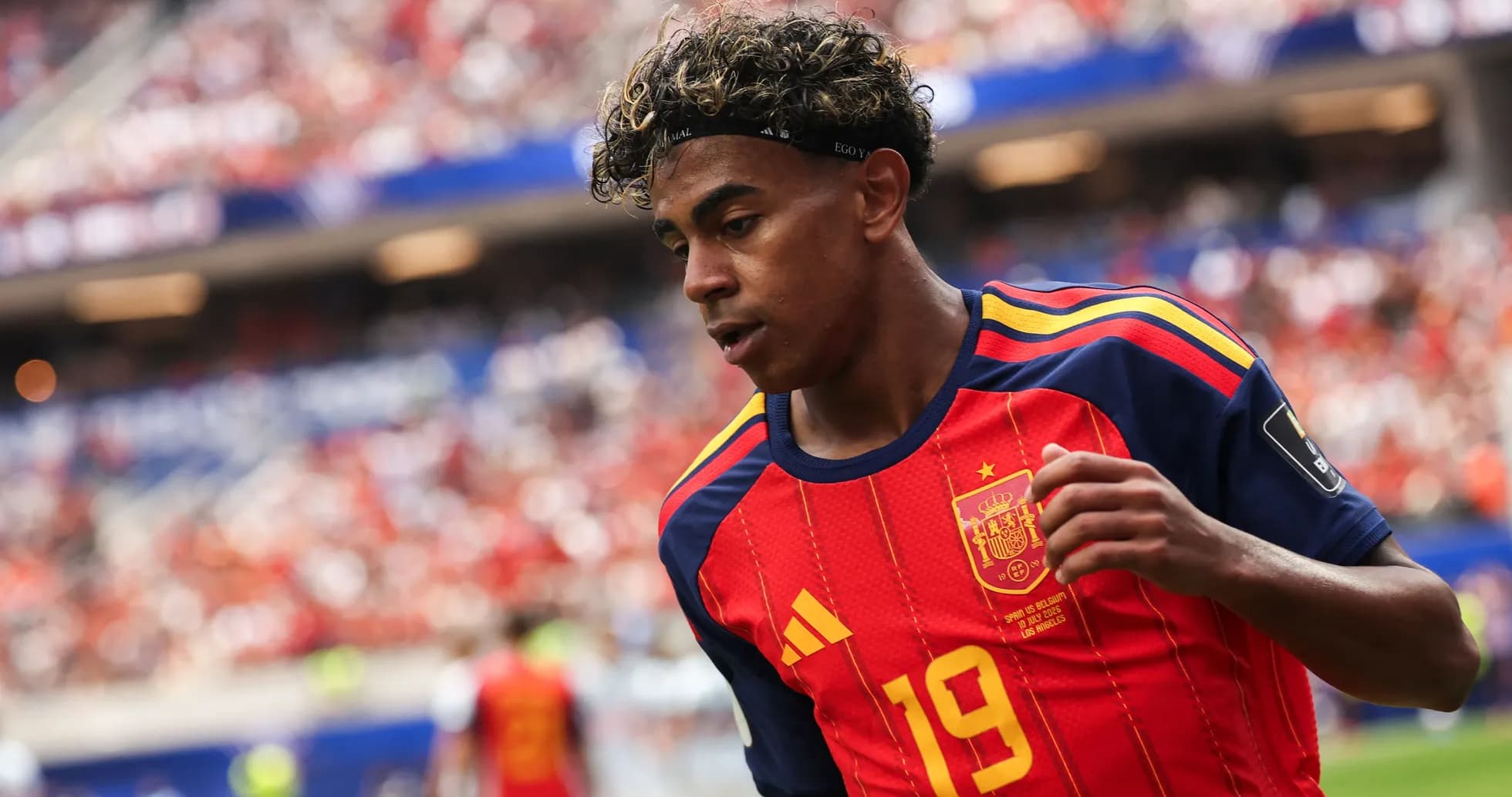 Player in Spain jersey during match action Player in Spain jersey during match action