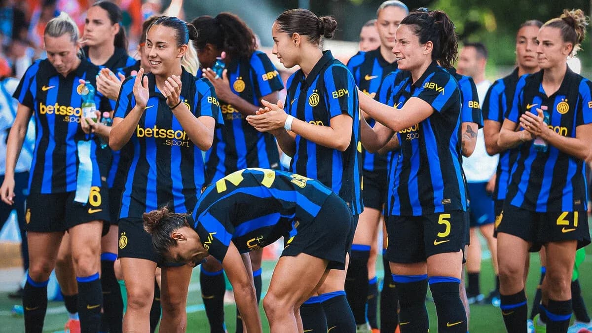 Inter Milano W players celebrating before the match Inter Milano W players celebrating before the match