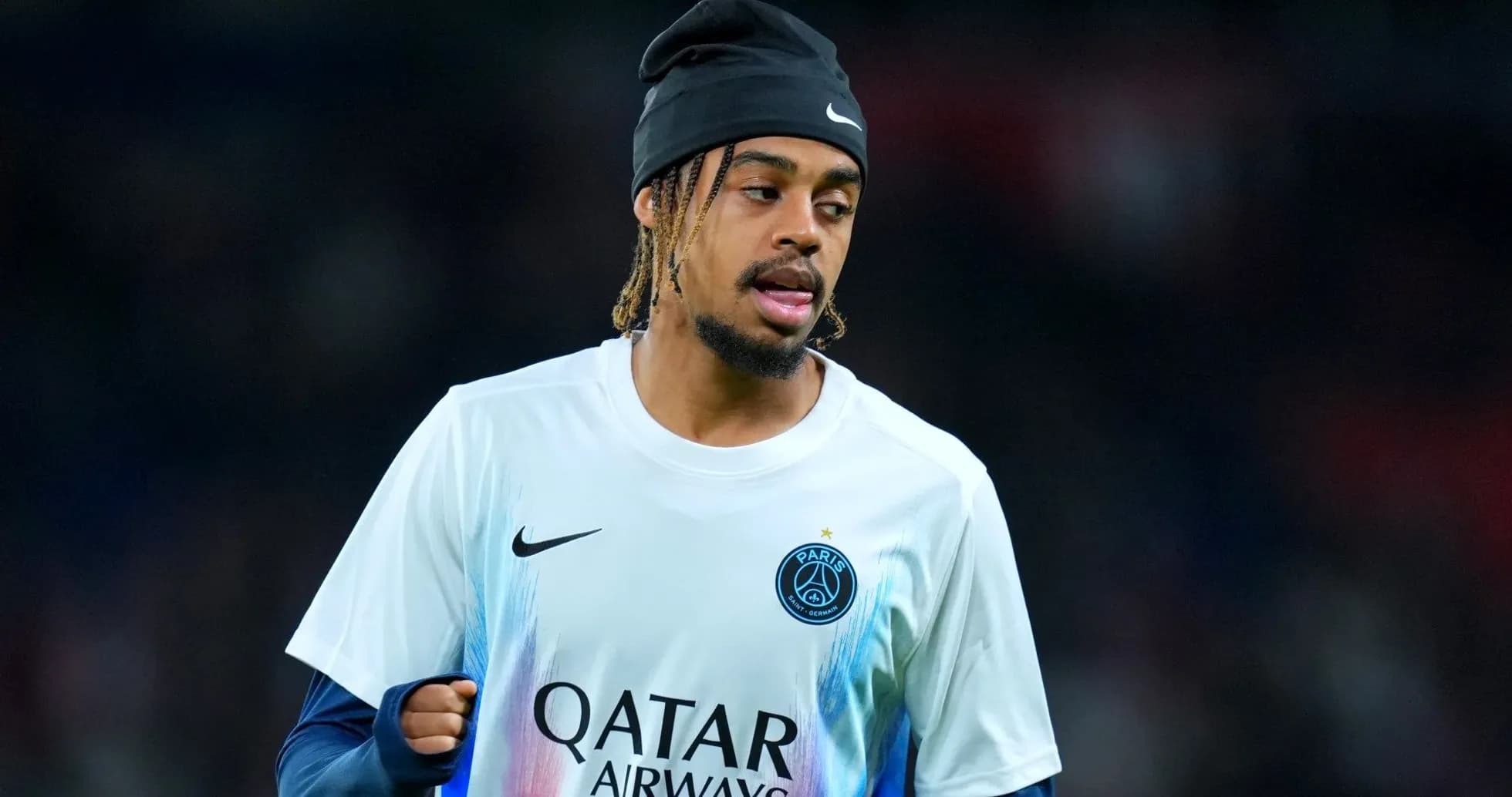 Player warming up in Paris Saint-Germain training gear Player warming up in Paris Saint-Germain training gear