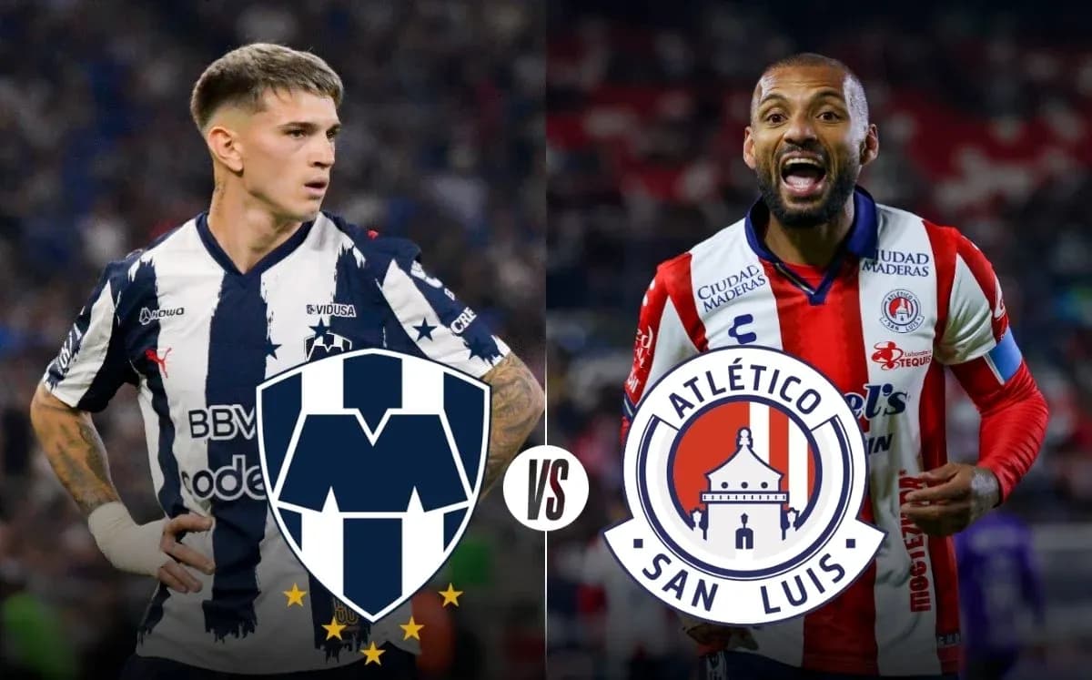 Monterrey players facing Atlético San Luis rivals Monterrey players facing Atlético San Luis rivals