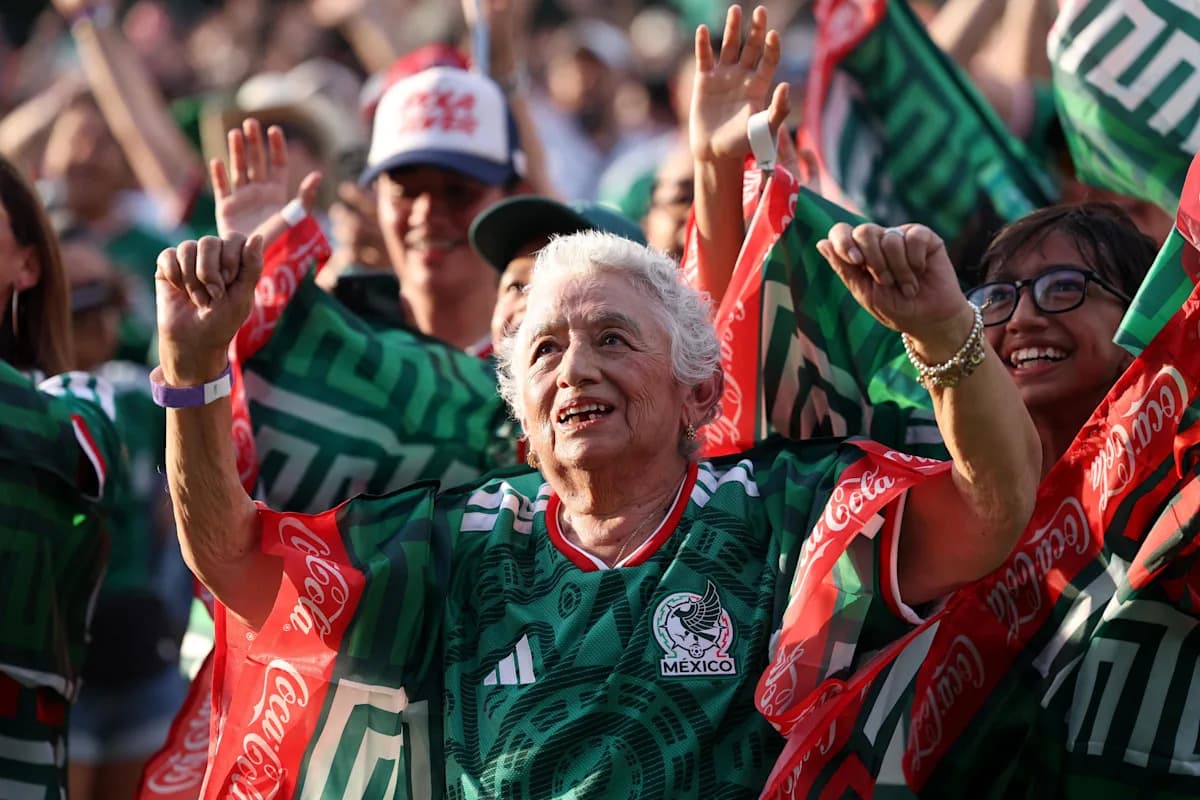 Mexican Fans Shine Bright as World Cup 2026 Unfolds Mexican Fans Shine Bright as World Cup 2026 Unfolds