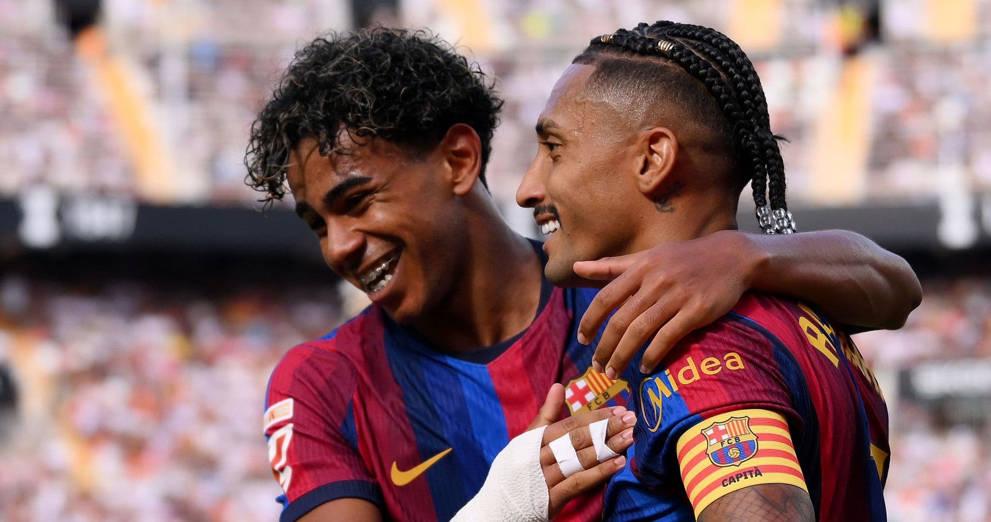 Lamine Yamal's Brace and Raphinha Matching Messi Propel Barcelona to 5-0 Victory over Valencia Lamine Yamal's Brace and Raphinha Matching Messi Propel Barcelona to 5-0 Victory over Valencia