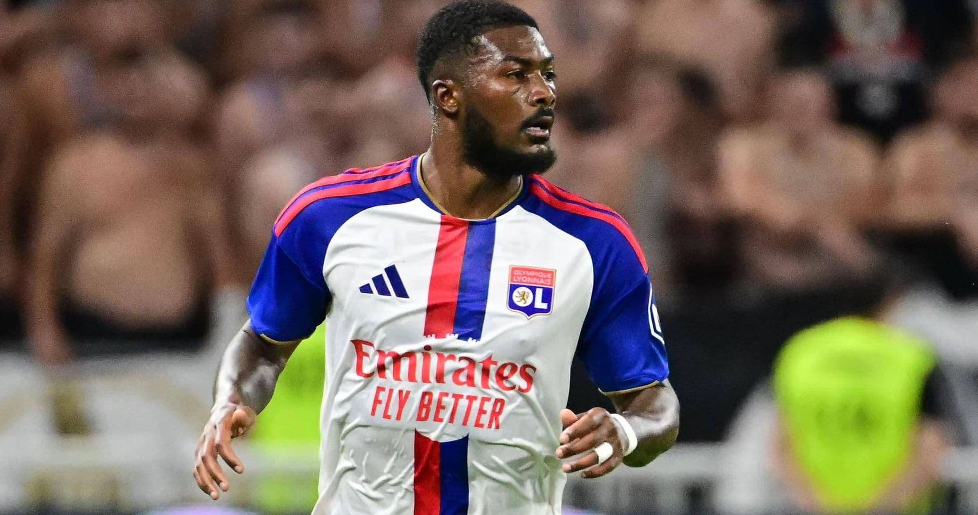 Ainsley Maitland-Niles Returns to Premier League with Everton After Lyon Spell Ainsley Maitland-Niles Returns to Premier League with Everton After Lyon Spell