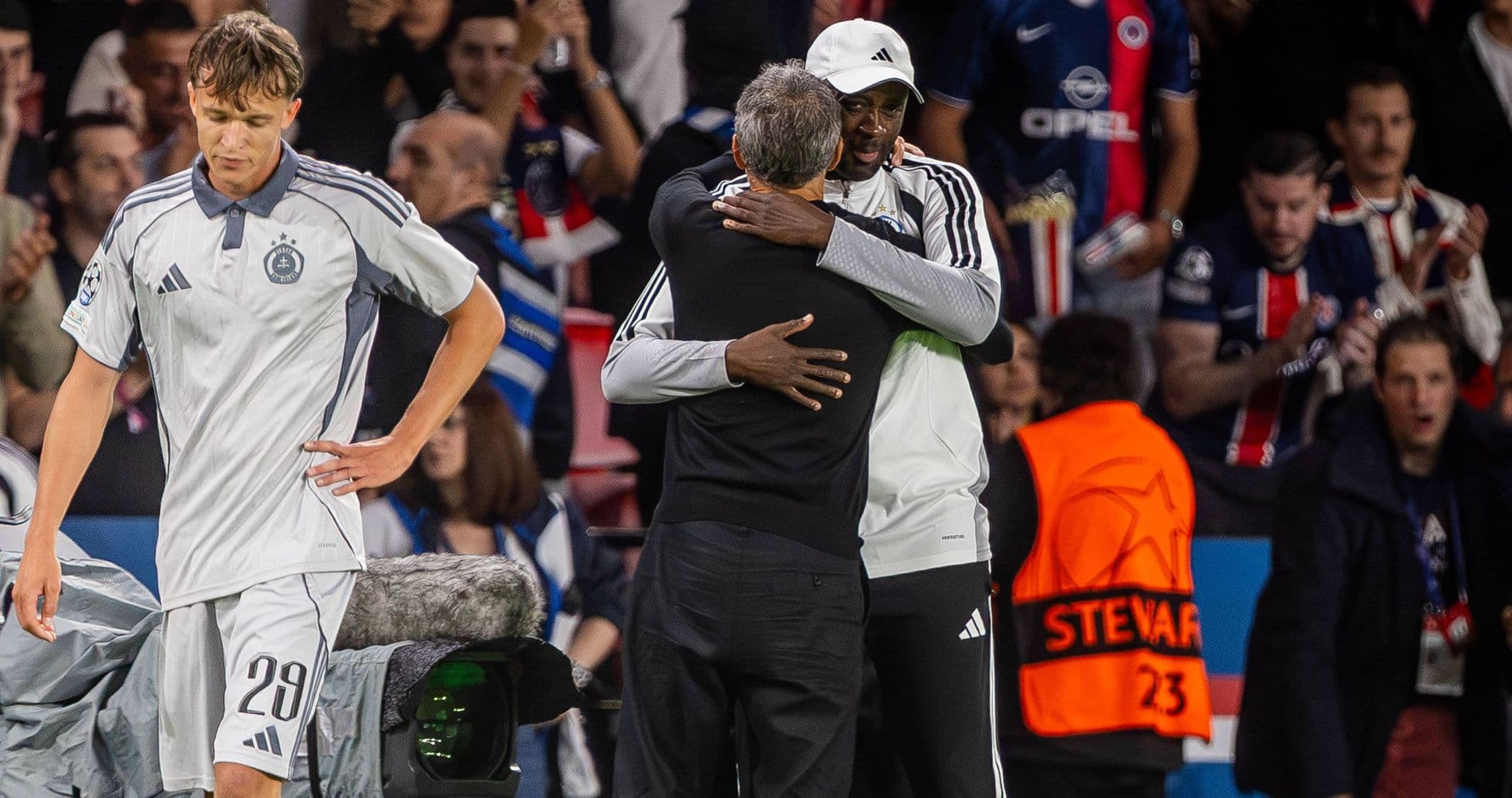 Yaya Toure Praises PSG as a Perfect Machine After 6-1 Champions League Defeat Yaya Toure Praises PSG as a Perfect Machine After 6-1 Champions League Defeat