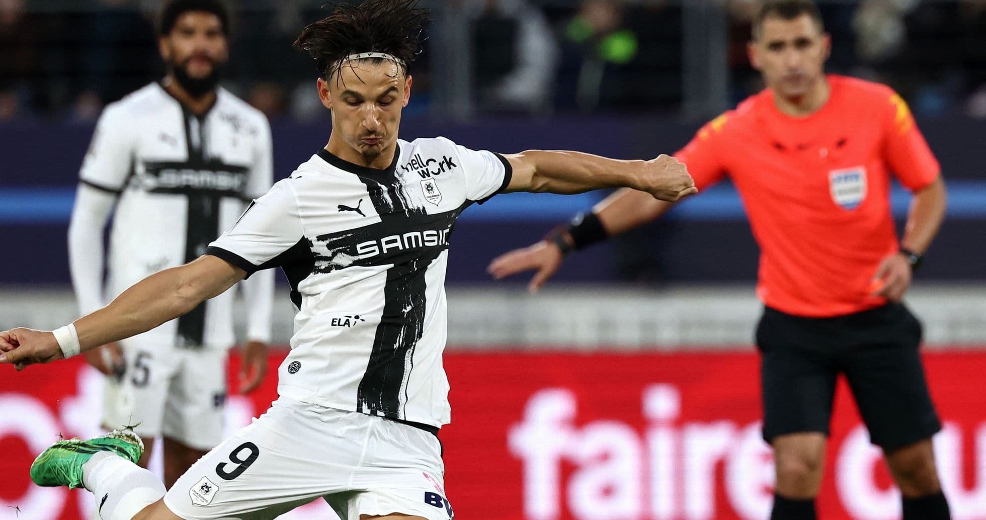 Paris FC Shocks Rennes in a Wild 4-3 Thriller Featuring Four Penalties, Breaking a 34-Year Ligue 1 Record Paris FC Shocks Rennes in a Wild 4-3 Thriller Featuring Four Penalties, Breaking a 34-Year Ligue 1 Record