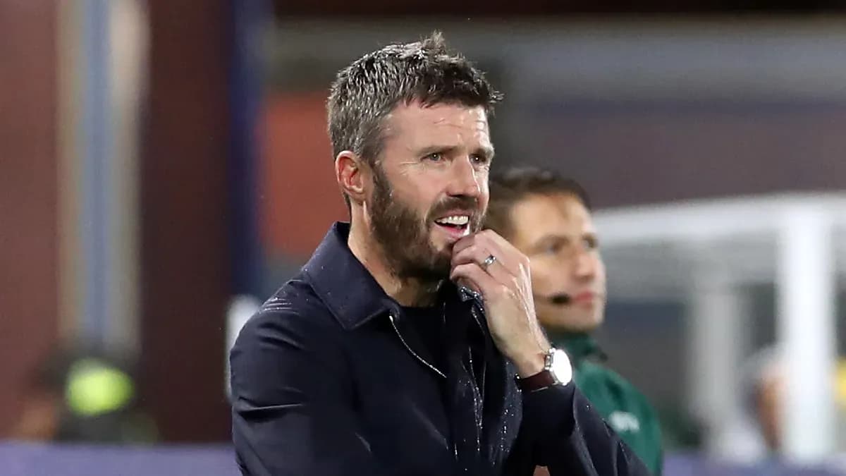 Michael Carrick's Struggles at Manchester United After Humiliating Loss to Como Michael Carrick's Struggles at Manchester United After Humiliating Loss to Como