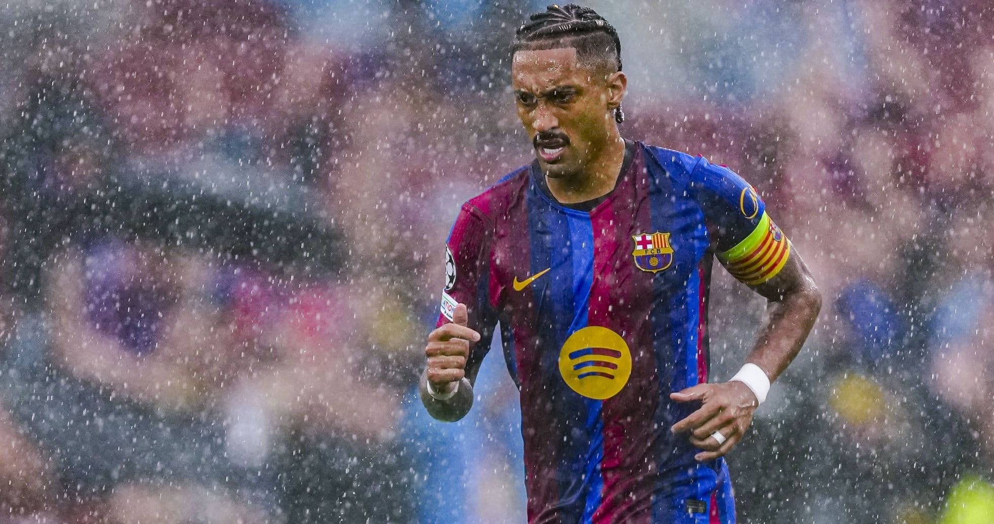 Raphinha Scores Twice in Barcelona's Champions League Win and Rejects Ballon d'Or Discussion Raphinha Scores Twice in Barcelona's Champions League Win and Rejects Ballon d'Or Discussion