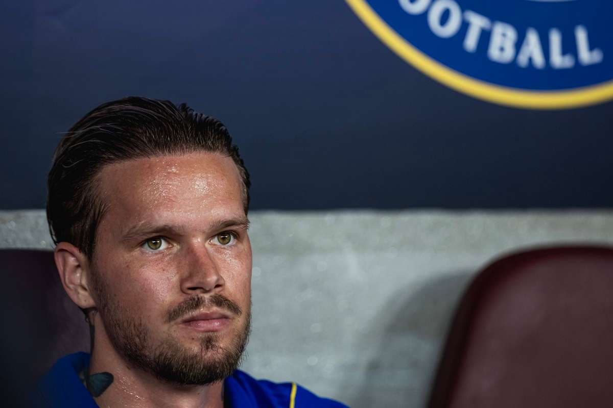 Chelsea's Mykhailo Mudryk Poised for Loan Move to Tottenham Chelsea's Mykhailo Mudryk Poised for Loan Move to Tottenham