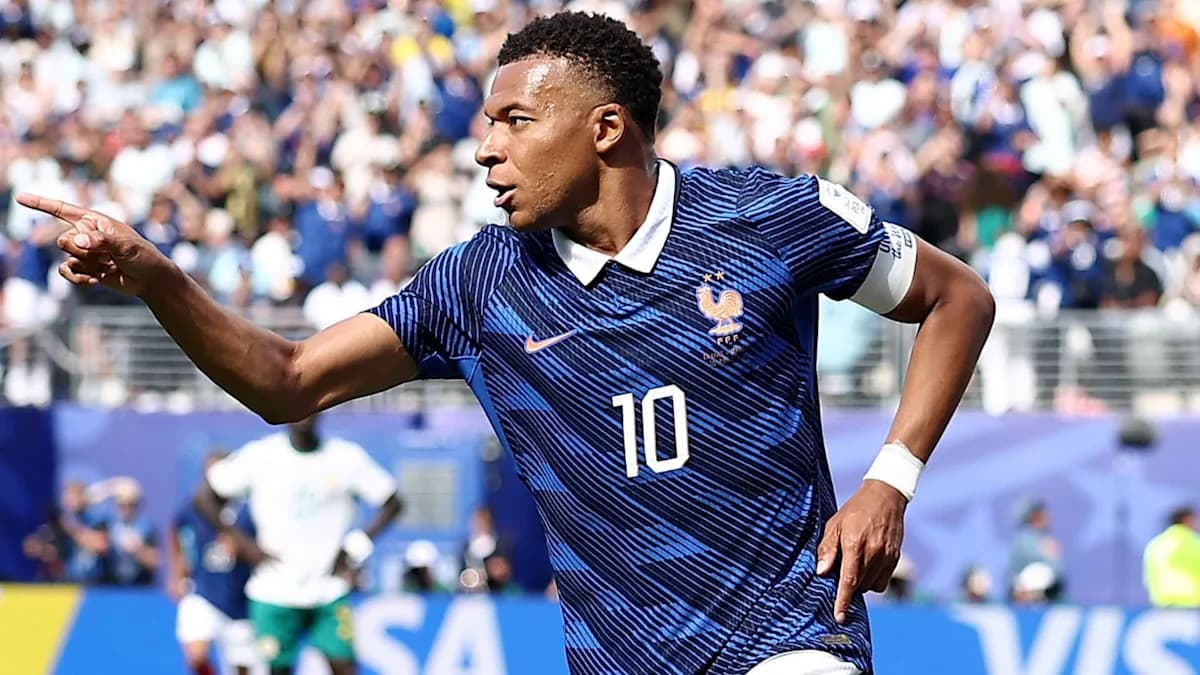 Kylian Mbappe Surpasses Ronaldo's World Cup Record with Two Goals in France's 3-0 Win Over Sweden Kylian Mbappe Surpasses Ronaldo's World Cup Record with Two Goals in France's 3-0 Win Over Sweden